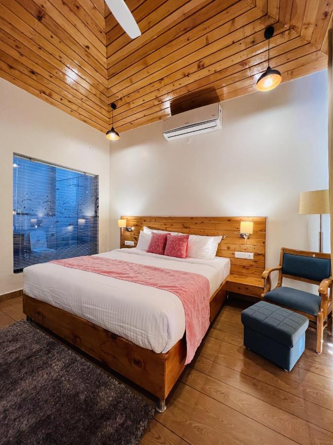 Dandelion By The Hills Hotel Lakhwar ภายนอก รูปภาพ