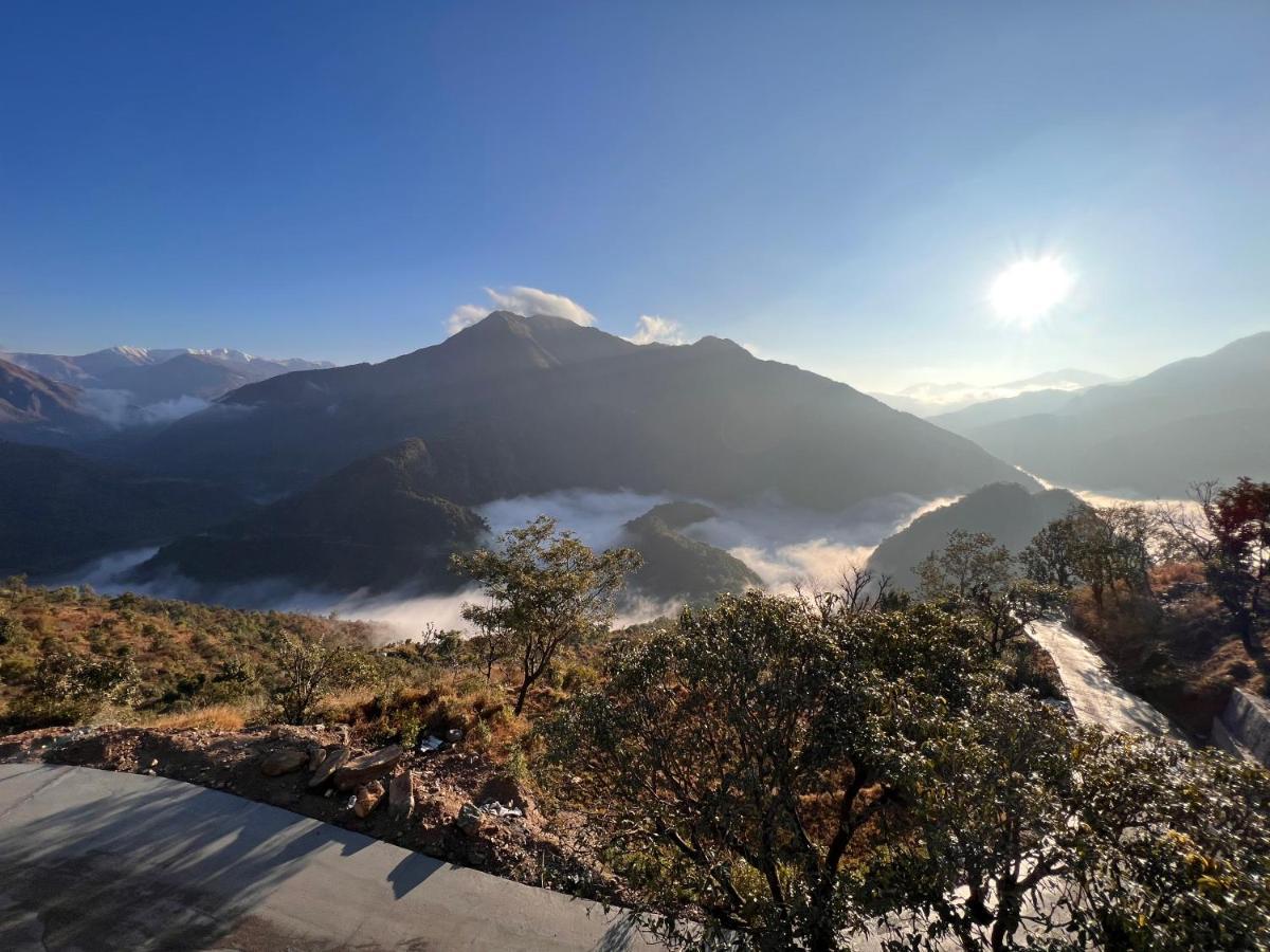 Dandelion By The Hills Hotel Lakhwar ภายนอก รูปภาพ