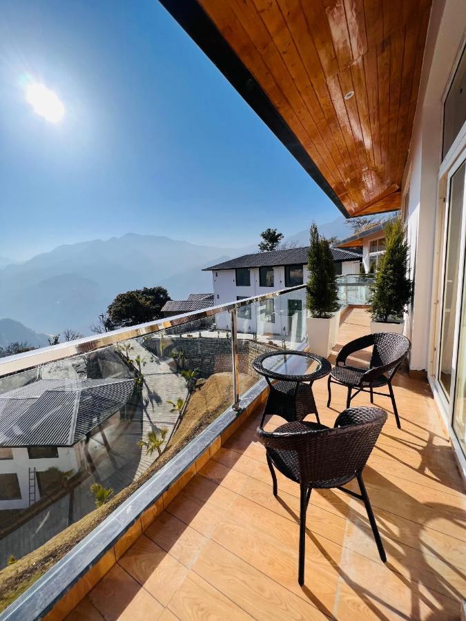 Dandelion By The Hills Hotel Lakhwar ภายนอก รูปภาพ