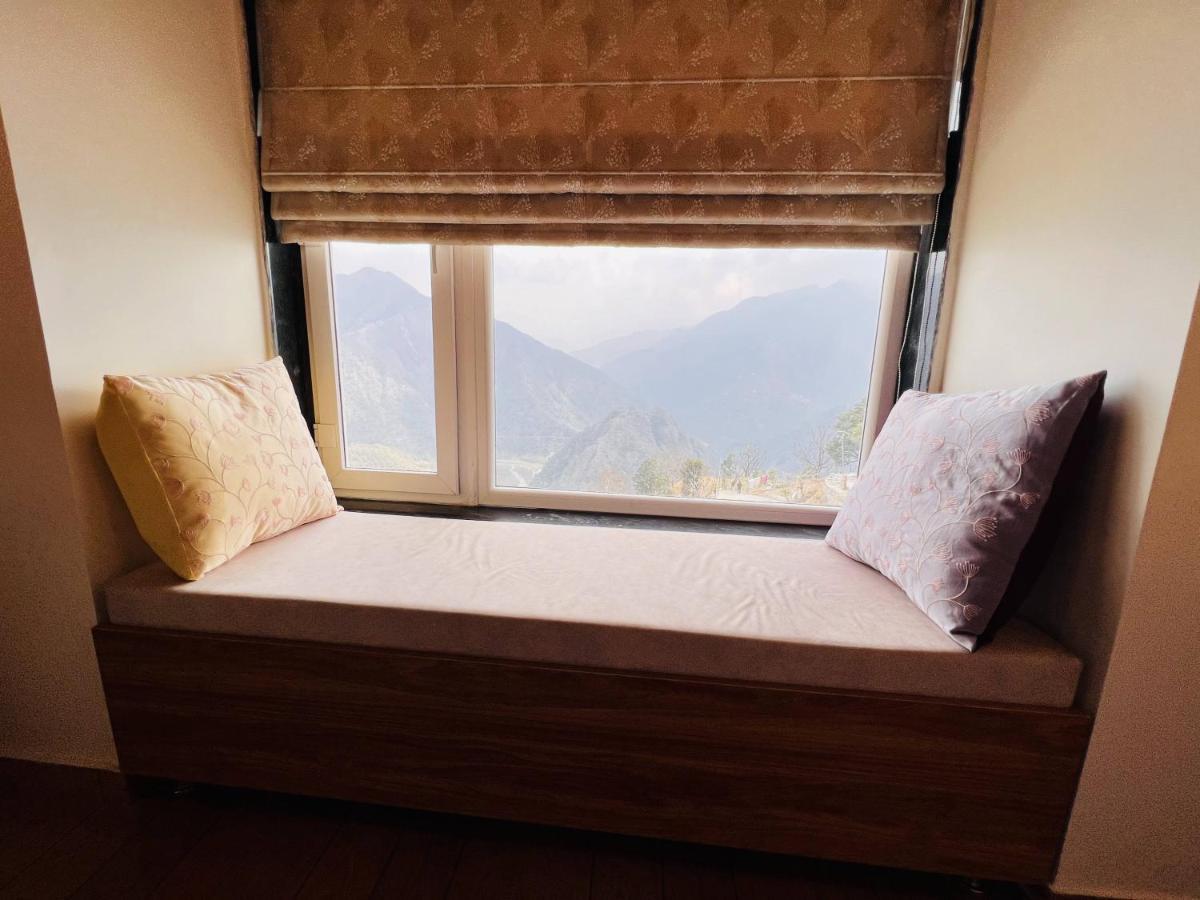 Dandelion By The Hills Hotel Lakhwar ภายนอก รูปภาพ