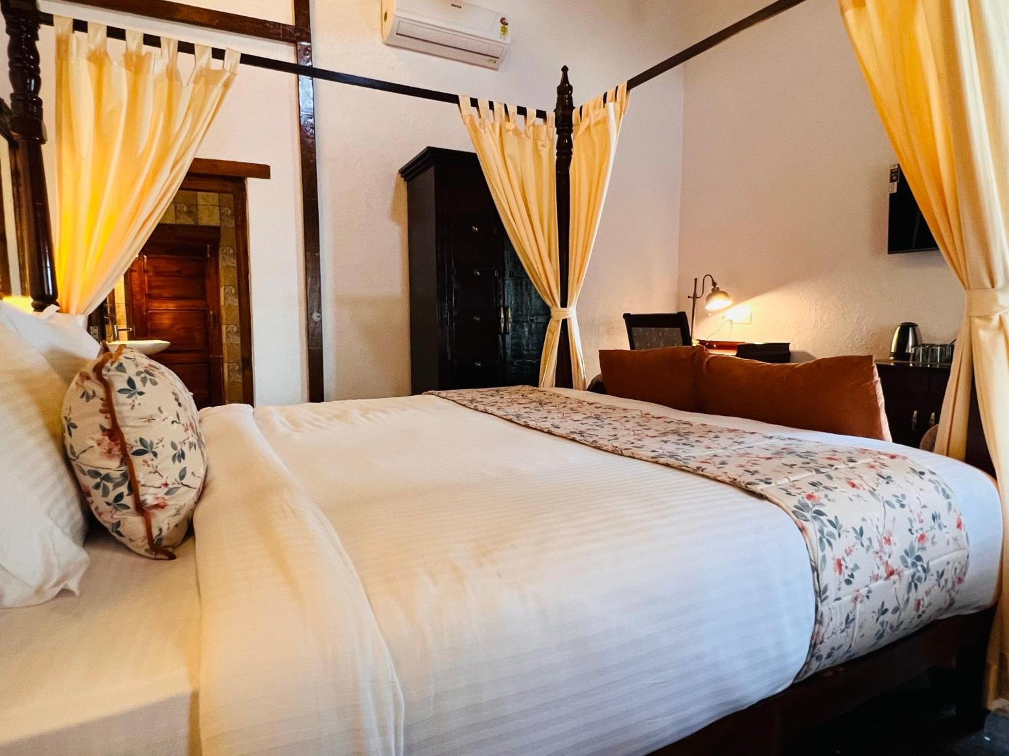 Dandelion By The Hills Hotel Lakhwar ภายนอก รูปภาพ